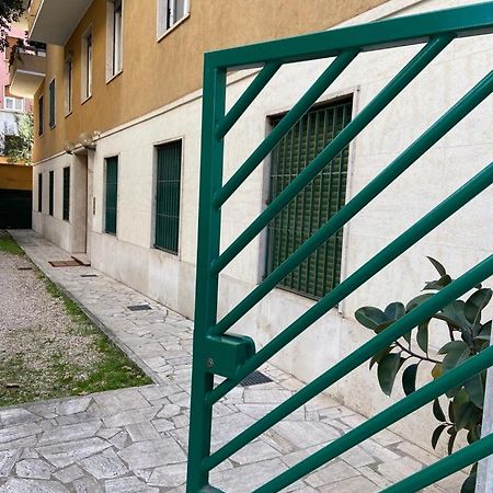 Superior Apt Next Colosseo A/C Wo Fi 3 Bedrooms Рим Экстерьер фото